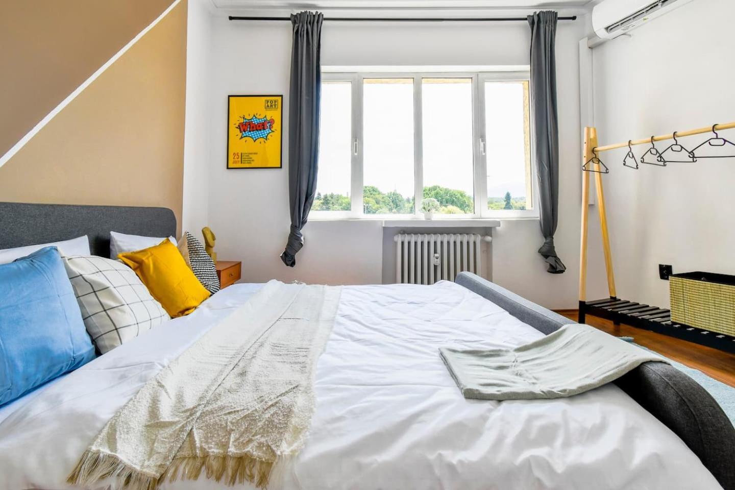 Super Fresh! 3Bdr Apartment In Sofia Center'S Artistic Area Zewnętrze zdjęcie