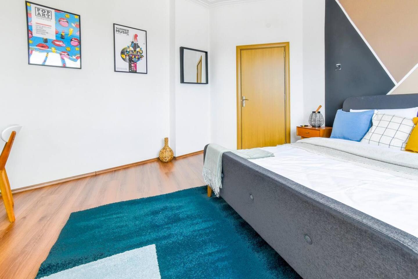 Super Fresh! 3Bdr Apartment In Sofia Center'S Artistic Area Zewnętrze zdjęcie